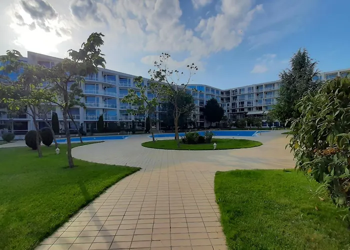 Apartment Decor In Atlantis Resort&spa By Rv